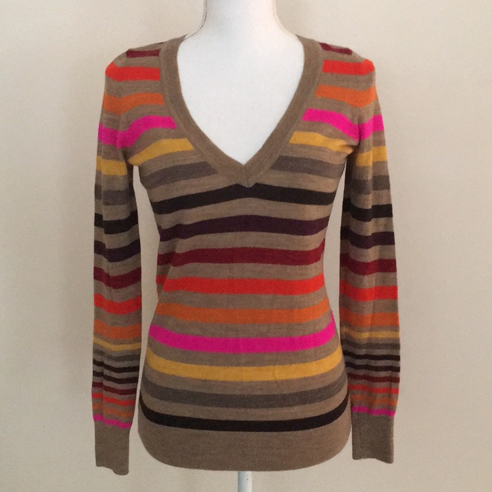 THE LIMITED Women’s V-Neck Long Sleeve Sweater